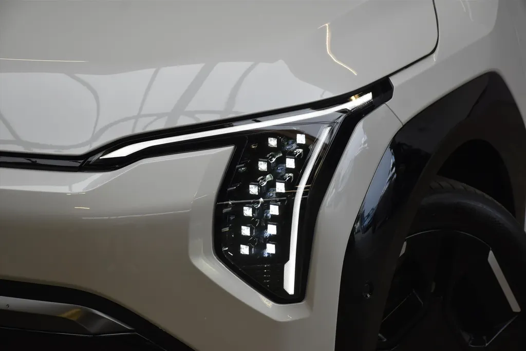 Kia EV3 81,4 kWh 204pk GT-PlusLine NIEUW
