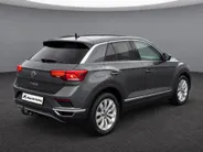 Volkswagen T-Roc 1.5TSI/150PK DSG Sport · Trekhaak · Apple/Android Car Play · Stoel- & stuurverwarming · Camera