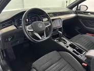 Volkswagen Passat Variant 1.5 TSI R-Line Business + DSG Automaat | Panoramadak | Trekhaak | Elektrische Stoelen