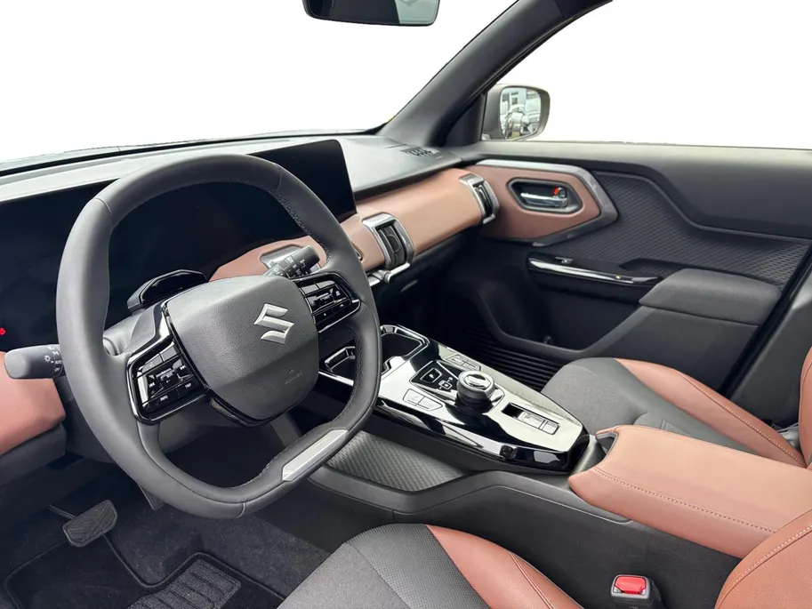 Suzuki e Vitara Style 61 kWh | Nieuw te bestellen | Panoramadak | 426km actieradius WLTP |