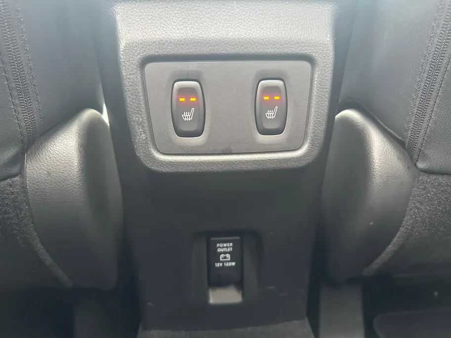 Mitsubishi Eclipse Cross 1.5 DI-T Instyle | Trekhaak | Stoelverw. vóór & achter | Voorruitverw. | Cruise Control |