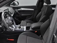 Audi Q5 50 TFSI e quattro S edition · Trekhaak · Adaptive Cruise Control · Apple/Android Car Play · Dodehoeksensoren · Stoelverwarming ·  Drive select · 360°Camera + Parkeersensoren ·