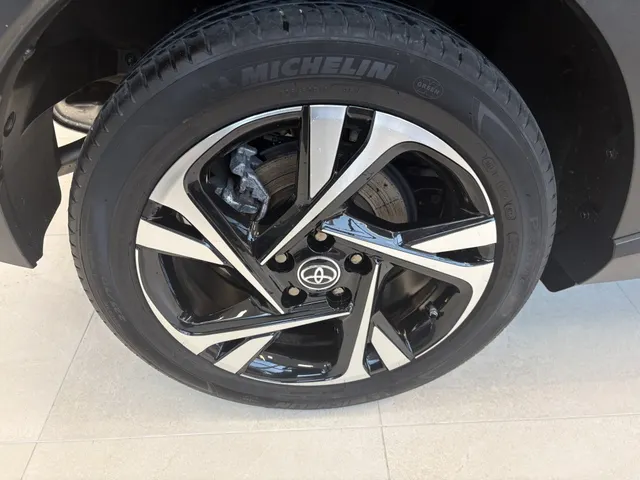 Toyota C-HR 1.8 Hybrid Dynamic | blindspot | Stuur en Stoelverwarming | PDC