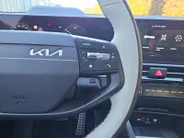 Kia Sportage 1.6 T-GDi Hybrid GT-PlusLine | Schuif/kanteldak | Lederen bekleding | 360 Graden camera | Head up display | Elektrische achterklep | Elektrische stoel verstelling met geheugen | Stoel verwarming + ventilatie voor | Dodehoek camera | Draadloze oplader | Ad