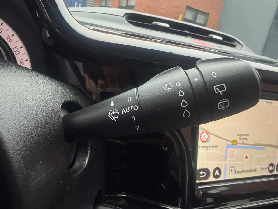 Renault Twingo Z.E. R80 Intens | Elektrisch | Stoelverwarming | Parkeersensoren | Camera | SOH 96.0% | Bluetooth | Cruise & Climate Control | Volledig Dealer Onderhouden | 12 Maanden BOVAG Garantie