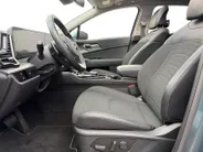 Kia Sportage 1.6 T-GDi PHEV DynamicPlusLine | Zeer nette auto | Open dak | Stoel & stuur verwarming | Apple CarPlay & Android Auto | Fabrieksgarantie t/m 6-2032 |
