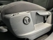 Volkswagen Tiguan 1.4 TSI 245pk DSG eHybrid Elegance · 360 Camera · Wegklapbare Trekhaak · Apple/Android Car Play · Dodehoek Detectie · 18'' Inch ·