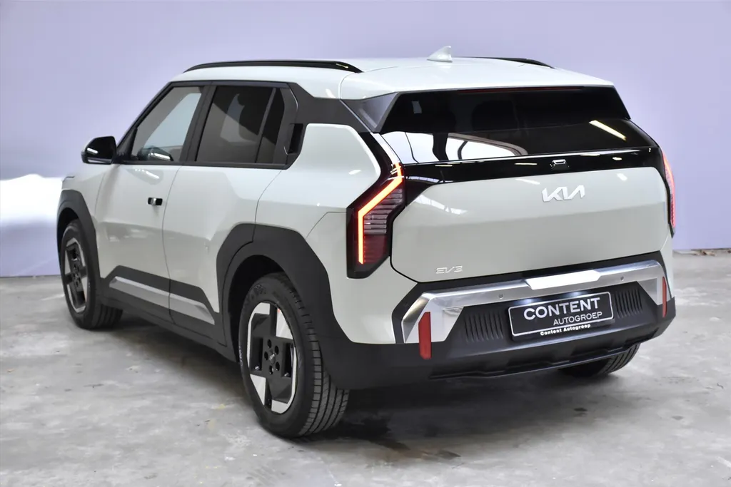 Kia EV3 81,4 kWh 204pk Plus NIEUW