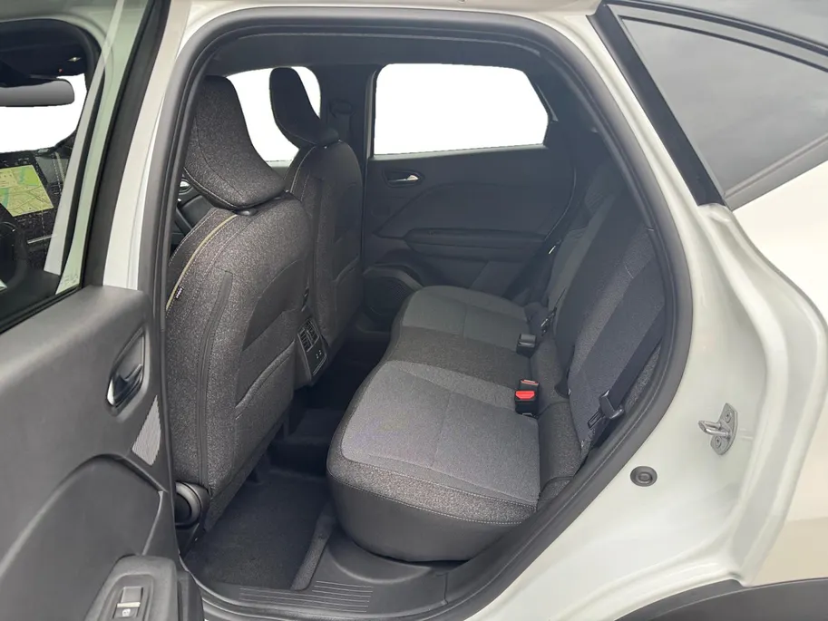Renault Captur 1.8 E-Tech full hybrid 160 techno | NU MET EXTREEM VEEL VOORDEEL!! €3.000,- EXTRA Zeeuw & Zeeuw korting en 5 jaar GRATIS garantie tot 160.000km!