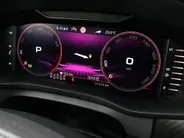 Škoda Kodiaq 1.5 TSI 150pk DSG Sportline Business 7p. · Camera · Wegklapbare Trekhaak · 7 Persoons · Apple/Android Car Play · 19'' Inch · Garantie t/m 27-05-2028 of 100.000km