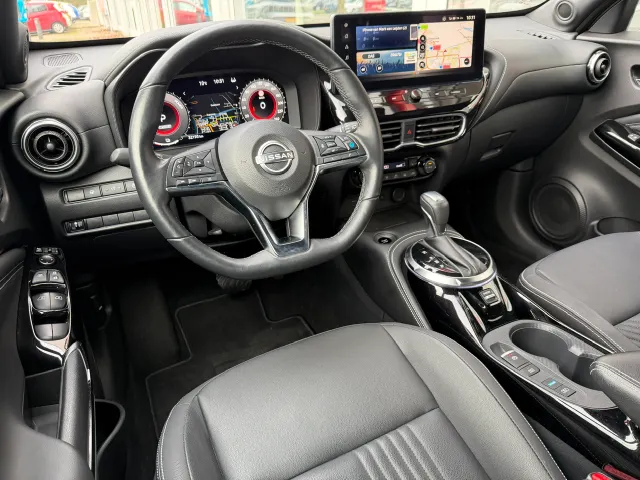Nissan Juke Hybrid 143pk Tekna | Leder | BOSE | Navigatie | App Connect | All Season | Keyless