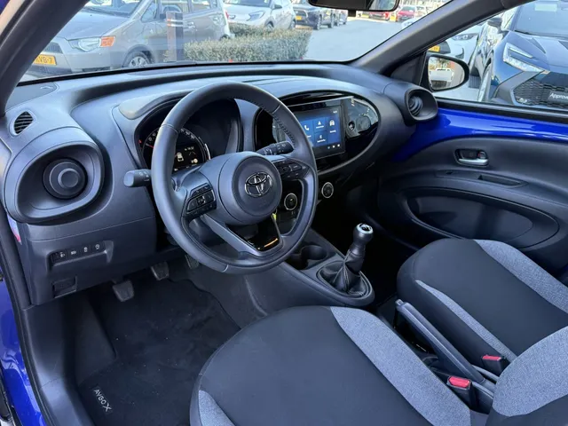 Toyota Aygo X 1.0 VVT-i MT Play | Camera | Carplay | Adap. cruise |