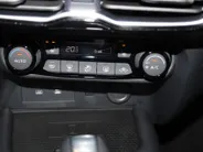 Nissan Juke 1.6 Hybrid Pulse | Bose audio | 360grd camera | Dodehoeksensoren| Lederen bekleding | Apple carplay & Androidauto | Pro-pilot | Stuur-, en Stoel- en voorruitverwarming |