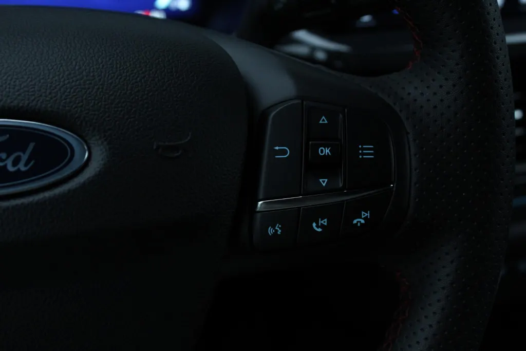Ford Focus 1.0 EcoBoost Hybrid ST Line X | 155 pk | Winter Pack | Driver Assistance Pack |