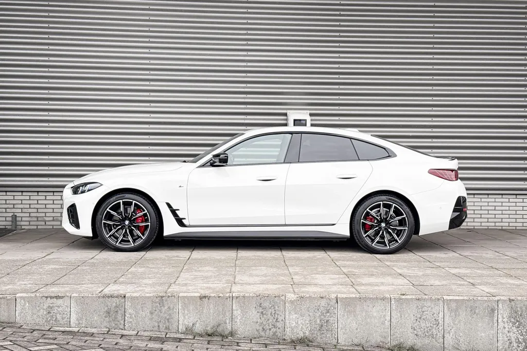 BMW i4 M60 84 kWh