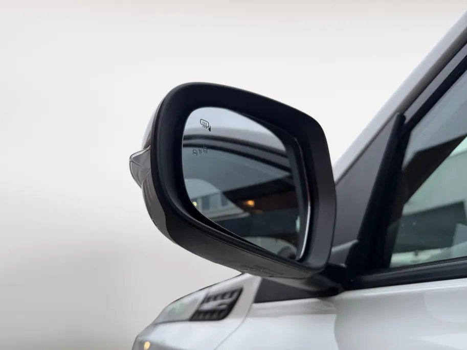 Suzuki Vitara 1.5 Hybrid Style 116PK AUTOMAAT SUNROOF! | Navigatie | Apple Carplay & Android Auto | Adaptive Cruise Control | Climate Control | Achteruitrijcamera | Parkeersensoren voor & achter | Stoelverwarming |