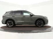 Volkswagen Tiguan 1.5 eHybrid 272pk DSG R-Line Edition · Panoramadak · 360 Camera · Harman Kardon Audio · Inklap. Trekhaak · Matrix LED · Head-Up Display · Keyless · Garantie t/m 19-11-2030 of 100.000km