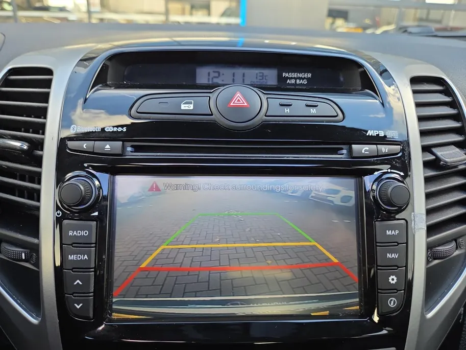 Hyundai ix20 1.6i i-Catcher Automaat | Panorama Dak | Camera | Navigatie | Metallic lak | Bovag garantie | Lage km stand | NAP