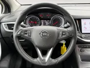 Opel Astra 1.0 Online Edition | NL auto | Cruise control | Navigatie | Parkeersensoren voor en achter | Achteruitrijcamera | 16' lichtmetalen velgen | Airco |  Bovag garantie |