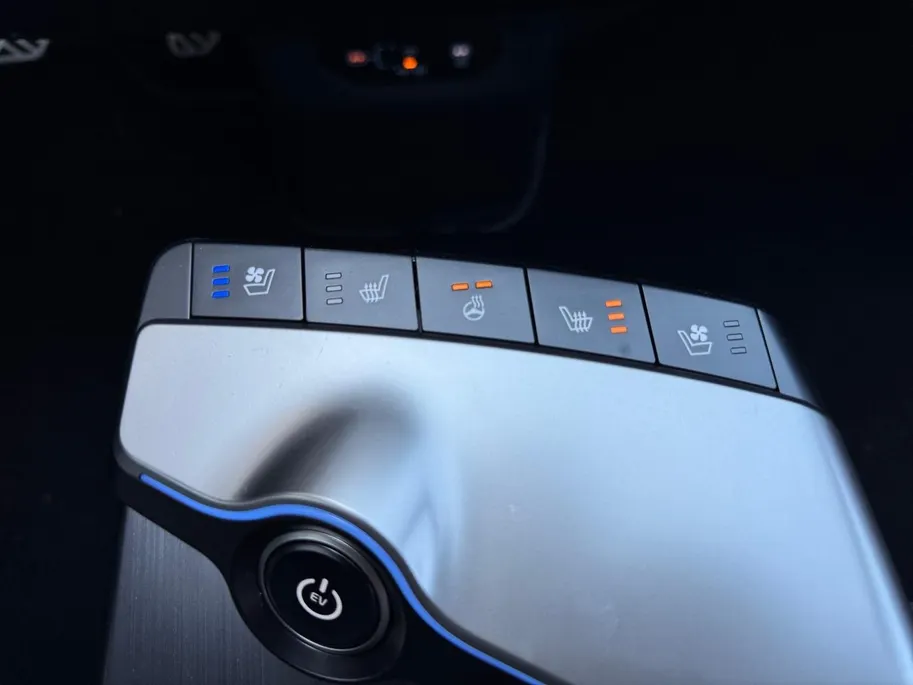 Kia EV6 GT-Line Business Edition 84 kWh | Two Tone | Climate control | Stoel verwarming + ventilatie voor | Elektrische voorstoelen met geheugen | 800V systeem