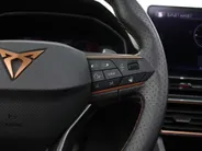 CUPRA Formentor 1.4 TSI e-Hybrid 245pk DSG VZ Performance Limited · Panoramadak · Camera · Stuur- & Stoelverwarming · Keyless · Dodehoeksensor · 19'Velgen ·