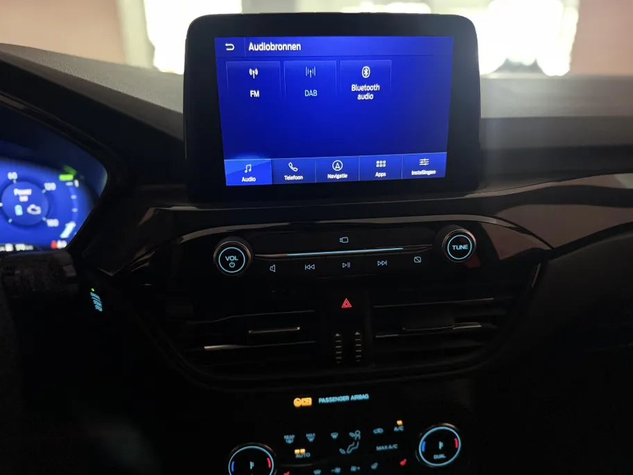 Ford Kuga 2.5 PHEV ST-Line X | Winterpack | Full LED | Adaptieve Cruise Control | Automatisch inparkeren |