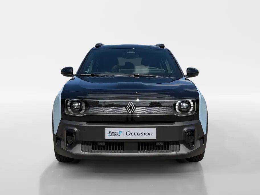 Renault 4 Comfort Range Iconic 52 kWh Automaat | DEMO | Zwarte Motorkap | Camera | Elektrische Achterklep | Apple CarPlay/Android Auto | Climate Control | Adaptive Cruise Control | Digital Cockpit | Armsteun | Lichtmetalen Velgen |