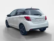 Toyota Yaris 1.0 VVT-i Trend | Bi-Tone| Climate control| Achteruitrijcamera| Snelheidsbegrenzer| Bluetooth|