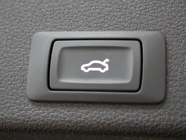 Audi Q3 Sportback 45 TFSI 245PK S-Line S-Tronic Navigatie | 360 camera | Gunner Velgen | Stoelverwarming