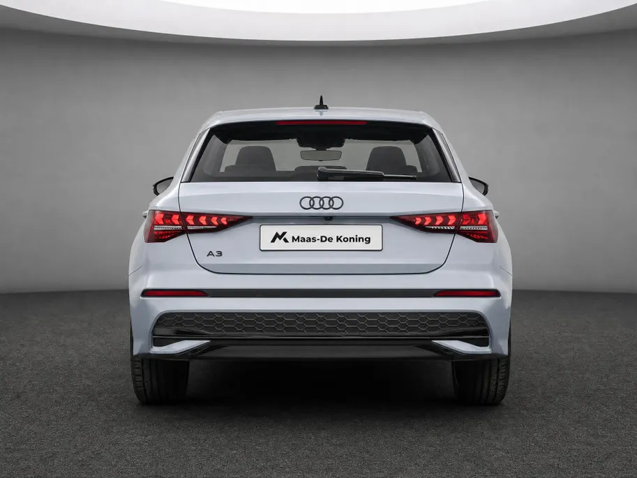 Audi A3 Sportback 30 TFSI Advanced edition 116 PK · Tech plus · SONOS premium 3D · Optiekpakket zwart plus