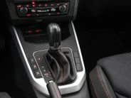 SEAT Arona 1.0 EcoTSI 115pk DSG FR Business Connect · Apple/Android Car Play · Cruise Control · Clima · Parkeersensoren · LED Koplampen · 17'Velgen ·