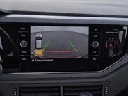 Volkswagen Taigo 1.0TSI/110PK R-Line · Panoramadak · Stoelverwarming · Keyless · Camera + Parkeersensoren ·