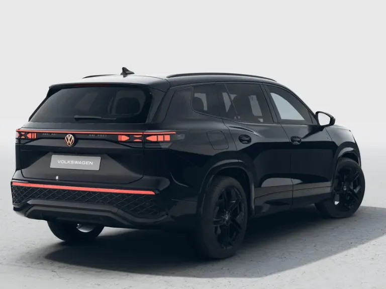 Volkswagen Tayron R-Line Edition 1.5 eHybrid 204 PK 6 versn. DSG · Black Style Pakket · Trekhaak inklapbaar, met elektrische ontgrendeling, incl. aanhangermanoeuvreerhulp Trailer Assist · Prijs is inclusief inruilpremie ·