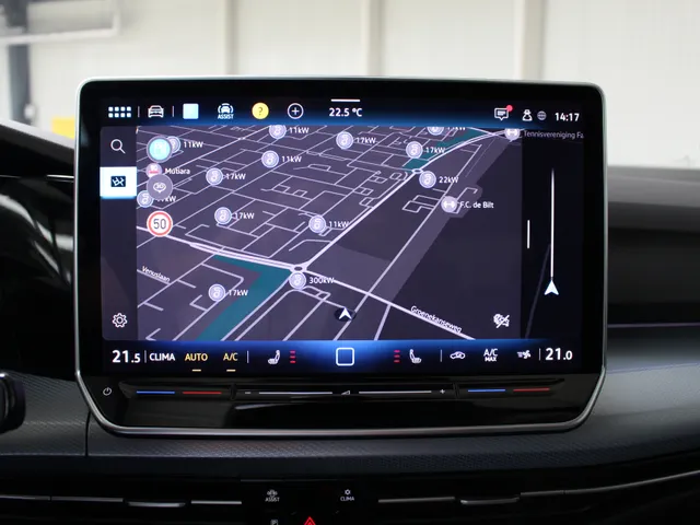 Volkswagen Golf 1.5 eTSI DSG Energy Edition Panoramadak | Navigatie | Harman Kardon Audio |  Fabrieksgarantie