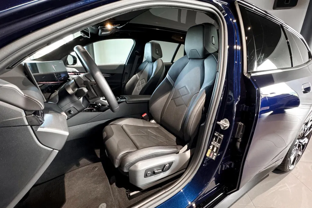 BMW i5 Touring xDrive40