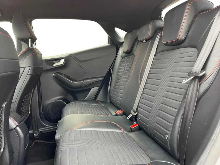 Ford Puma 1.0 EcoBoost Hybrid ST-Line X | Afneembare Trekhaak | Navigatiesysteem | Apple Carplay & Android Auto | 18'' LMV |