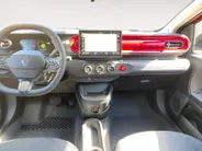 Renault Twingo urban range techno 27.5 kWh * NU IN DE SHOWROOM * Gratis 5 jaar garantie tot 100.000km | financier vanaf 2,9% rente |(Zeeuw & Zeeuw Private Lease Actie v.a. € 379,-)