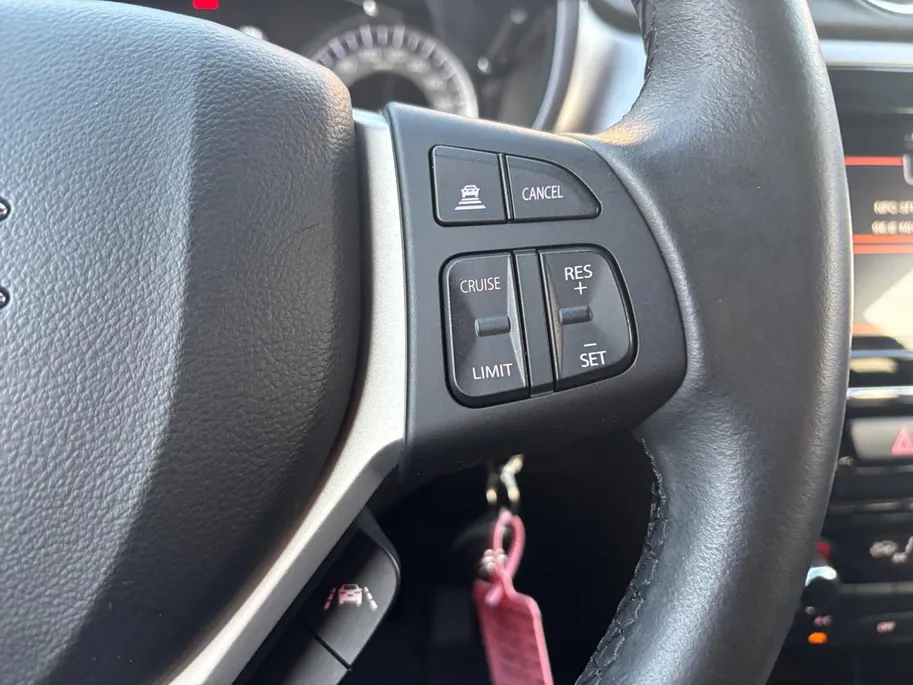 Suzuki Vitara 1.4 Boosterjet Comfort Smart Hybrid | Garantie t/m 2033 ! | Dodehoek detectie | Achteruitrijcamera | Stoelverwarming |
