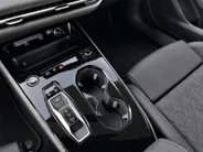Audi A5 Avant 2.0 e-hybrid quattro S edition · Tech Plus · Optiekpakket Zwart · sportstoel leder/alcantara · 20'' LM velgen · MMI-bijrijdersdisplay