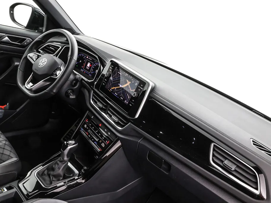 Volkswagen T-Roc 1.5 TSI 150pk DSG R-Line Business · Camera · Apple/Android Car Play · Stoelverwarming · Parkeerassistent · ACC · Draadloze Telefoonlader · Garantie t/m 12-04-2027 of 100.000