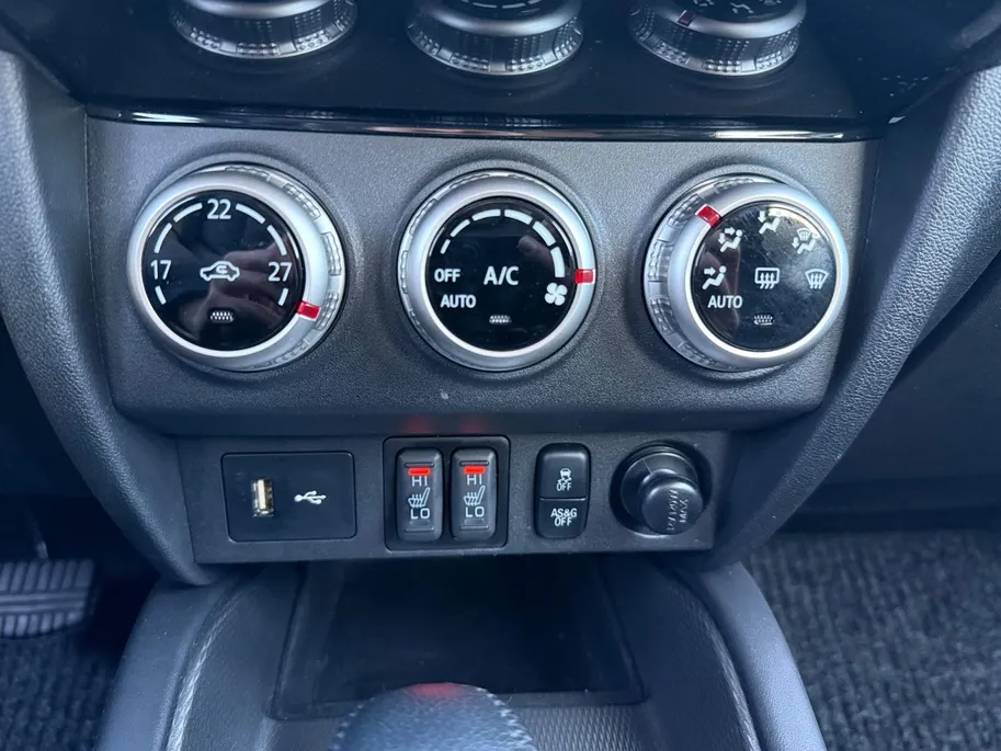 Mitsubishi ASX 2.0 Intense *Automaat*Navi+Camera*Climate*Parkeersensoren*LM.Velgen*RIJK UITGERUST!