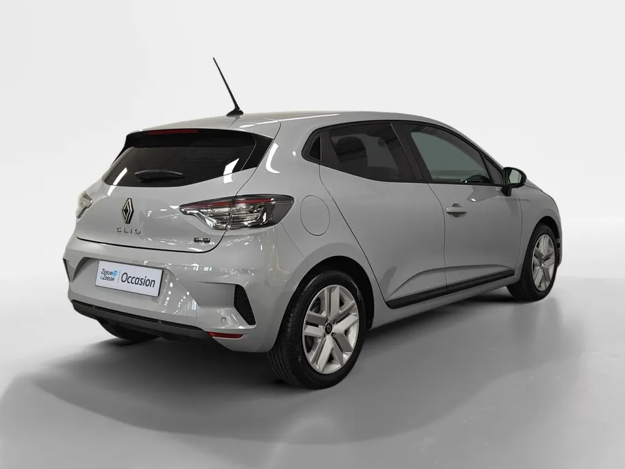 Renault Clio 1.6 E-Tech Full Hybrid 145 evolution AUTOMAAT NAVI AIRCO CAMERA PARKEERSENSOREN APPLE CARPLAY ANDROID AUTO 5 DEURS DEALER ONDERHOUDEN ZEER MOOIE AUTO