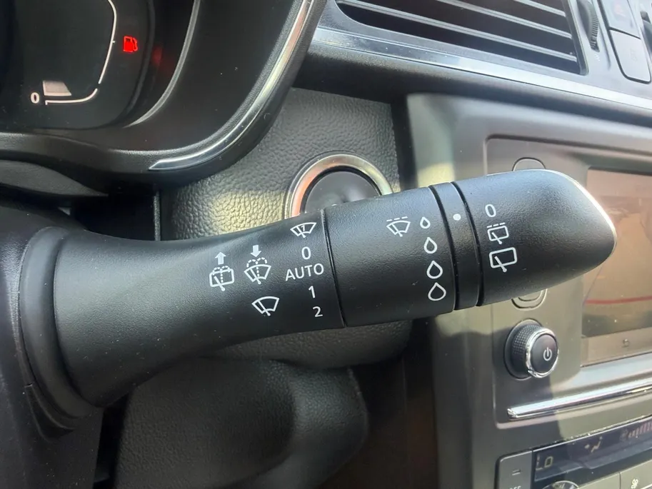Renault Kadjar 1.2 TCe Sport Edition | Automaat | Parkeersensoren | Camera | Cruise & Climate Control | Panoramadak | Navigatie | Bluetooth | 12 Maanden BOVAG Garantie