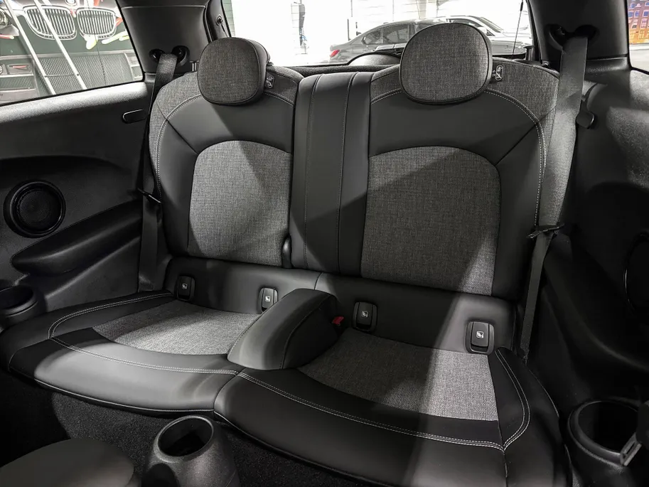 MINI Cooper 3-deurs One Business Edition