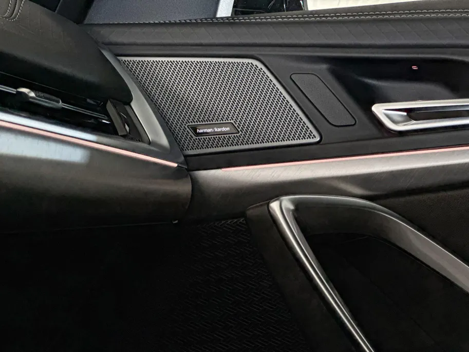BMW iX2 eDrive20 67 kWh M Sport Edition
