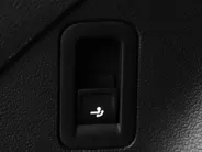 Volkswagen Tiguan 1.4 TSI eHybrid 245pk DSG Life Business · Camera · Inklap. Trekhaak · Dodehoeksensor · ACC · Keyless · Elek. Achterklep · Apple/Android Car Play ·