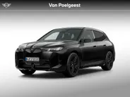 BMW iX xDrive45 101 kWh