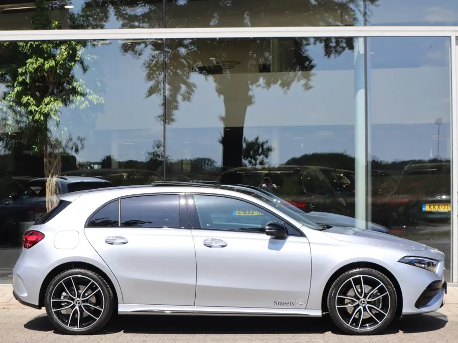 Mercedes-Benz A-Klasse 250 e Star Edition AMG Line Plus l Trekhaak l Panoramadak l Memory