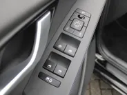 Kia Niro 1.6 GDi Hybrid DynamicPlusLine | Schuif-/kanteldak | Stuur-/stoelverwarming | Cruise adapt. | Camera | HUD | LED | Clima | 16' LM | Navi |