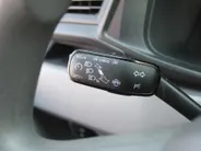 Volkswagen Transporter 2.0 TDI L2H1 28 Comfortline | 3-zits | Airco | Cruise | PDC | Apple Carplay | Android Auto | Volledig betimmerd |